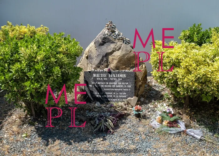 : Grave, Chemin Walter Benjamin, Portbou, Catalonia, Spain : Grave, Chemin Walter Benjamin, Portbou, Catalonia, Spain