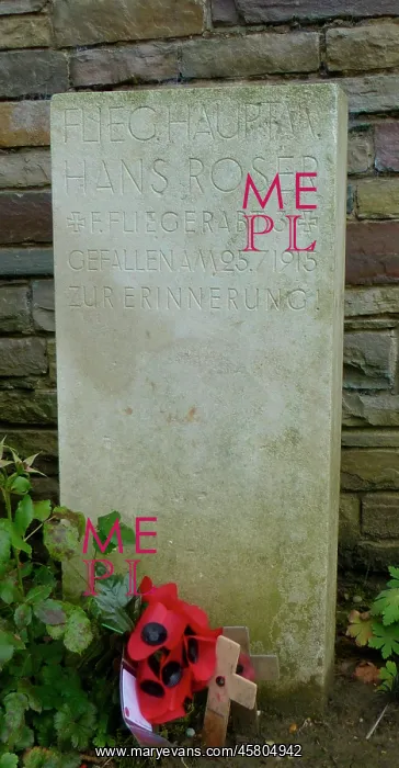 : Grave, Flieg.Hauptmann Hans Roser, Sanctuary Wood CWGC : Grave, Flieg.Hauptmann Hans Roser, Sanctuary Wood CWGC