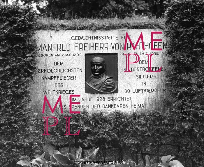 : Grave of Manfred Freiherr von Richthofen : Grave of Manfred Freiherr von Richthofen