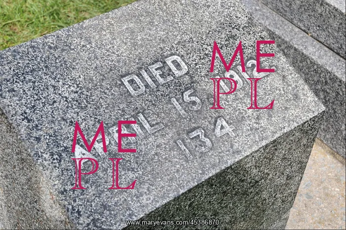 : Gravestone in memory of unknown victim of Titanic disaster : Gravestone in memory of unknown victim of Titanic disaster