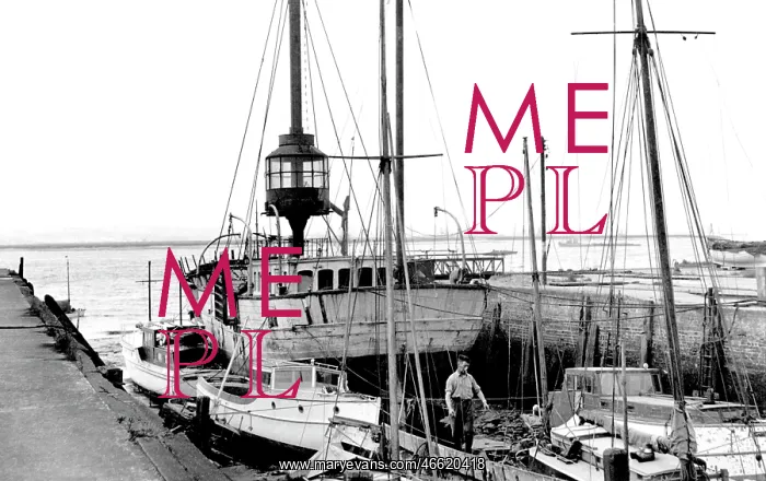  : Grays, the Lightship c1955