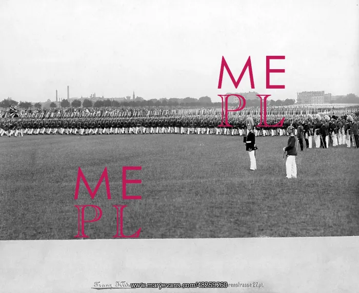 : Great autumn parade on the Tempelhofer Feld, 1905 : Great autumn parade on the Tempelhofer Feld, 1905