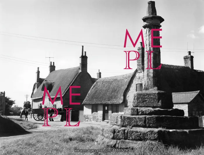 : GREAT BRINGTON CROSS : GREAT BRINGTON CROSS