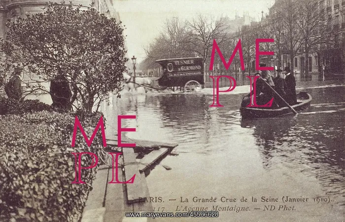 : Great Flood in Paris - L'Avenue Montaigne : Great Flood in Paris - L'Avenue Montaigne