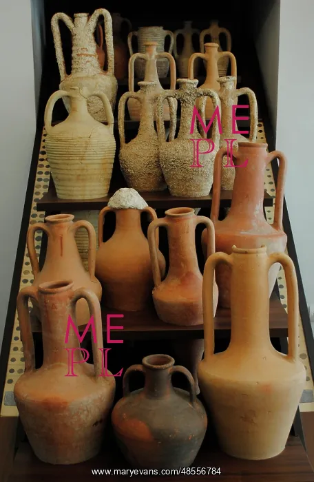 : Greek amphoras : Greek amphoras
