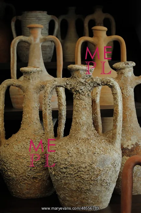 : Greek amphoras : Greek amphoras