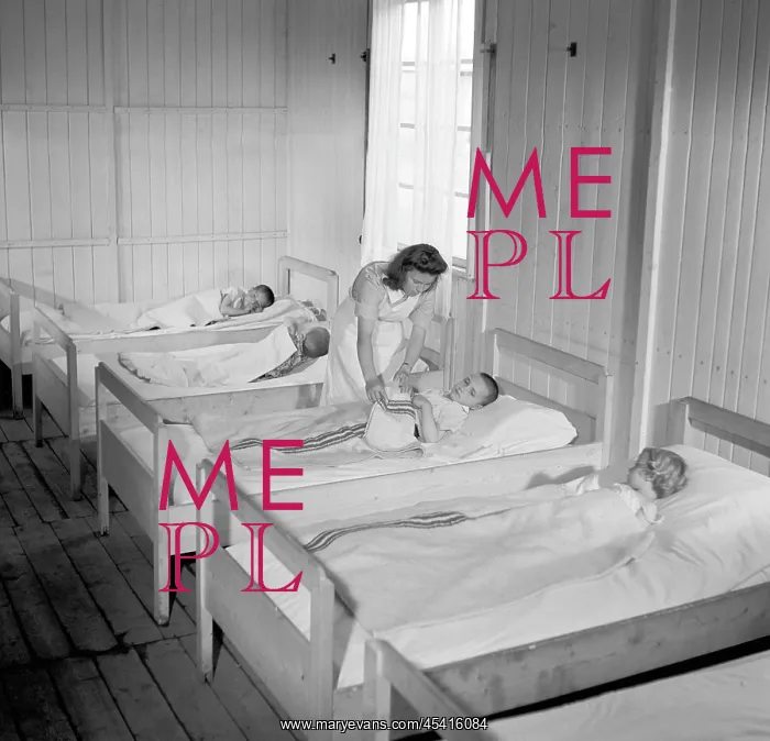 : Greek children at Czechoslovak processing camp : Greek children at Czechoslovak processing camp