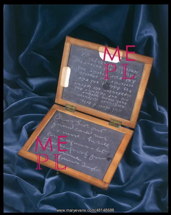  : GREEK SLATE / WRITING