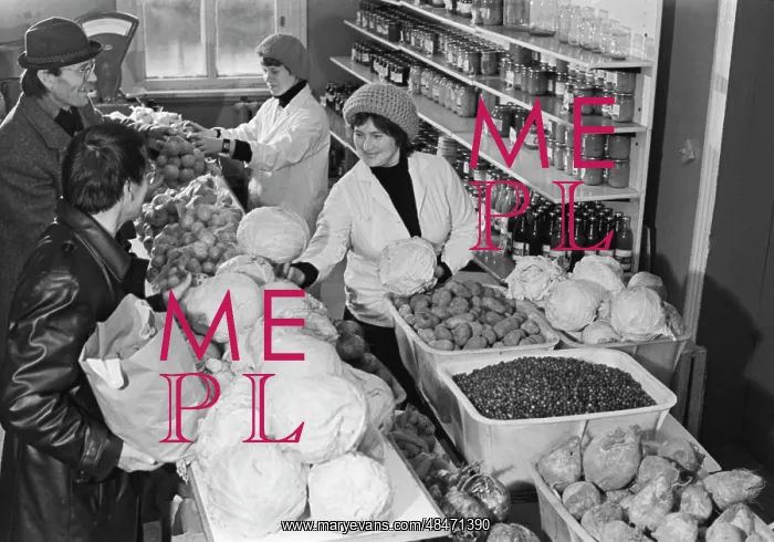 : Greengrocery in Karelian Town of Olonets : Greengrocery in Karelian Town of Olonets