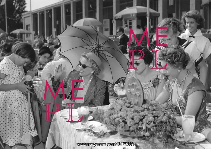 : Grete Weiser : Grete Weiser