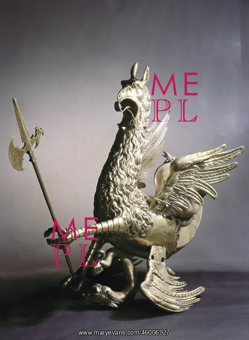  : Griffon. centre piece, griffon with halberd on dolphin