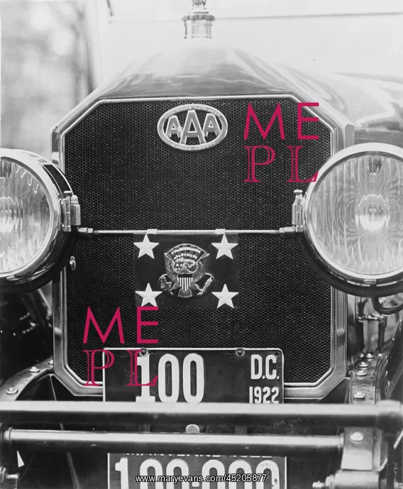: Front grill, bumpers, and headlights of ? : Front grill, bumpers, and headlights of ?