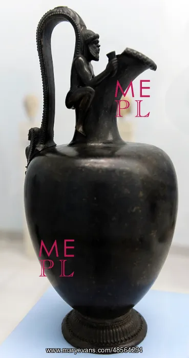 : The Grimani Oinochoe. Middle 5th century BC : The Grimani Oinochoe. Middle 5th century BC