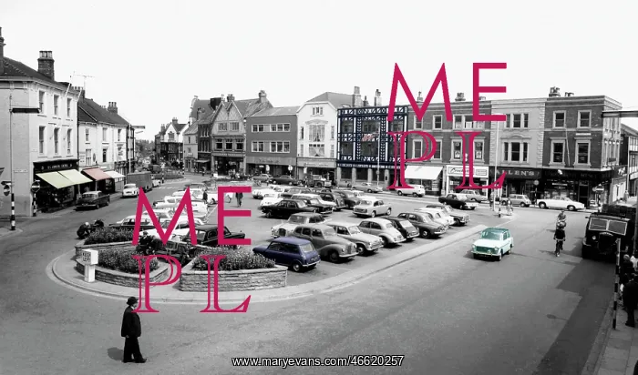  : Grimsby, the Old Market Place c1965