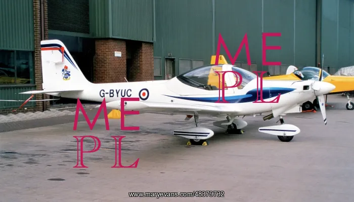 : Grob G-115E Tutor G-BYUC : Grob G-115E Tutor G-BYUC