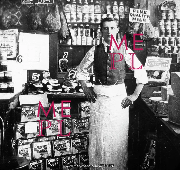  : Grocer's Shop early 1900s