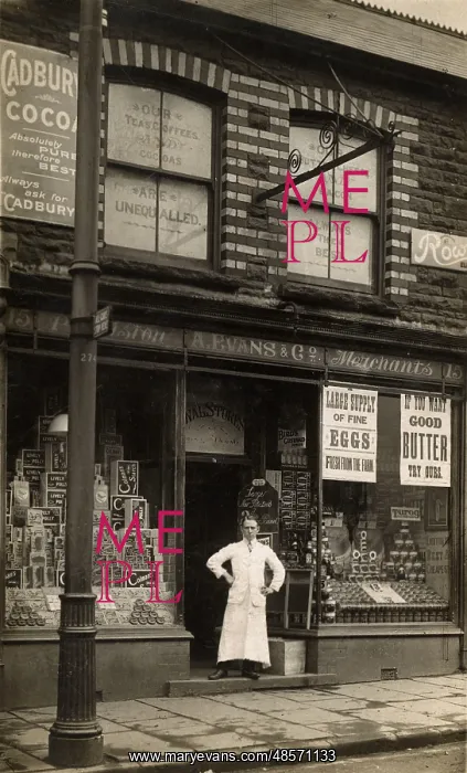 : Grocery shop and general store : Grocery shop and general store