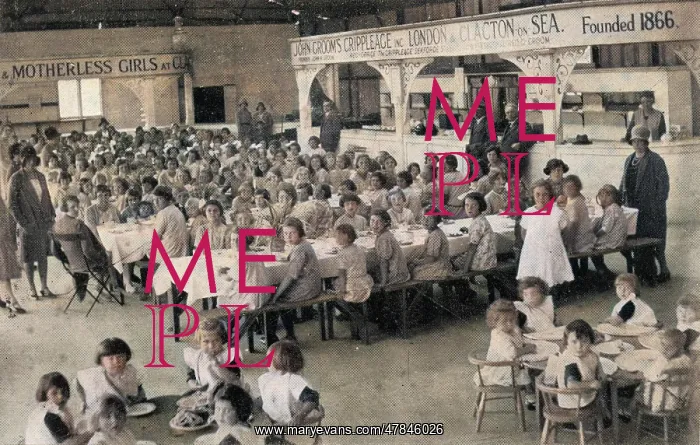 : Groom's Orphanage, Clacton - Dining hall : Groom's Orphanage, Clacton - Dining hall