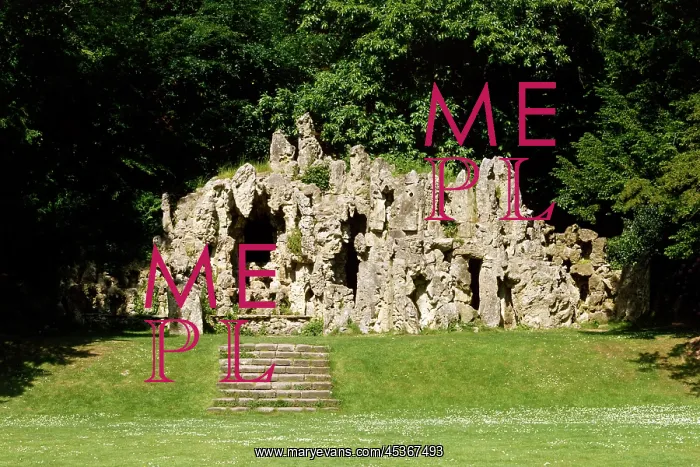 : Grotto at Old Wardour Castle : Grotto at Old Wardour Castle
