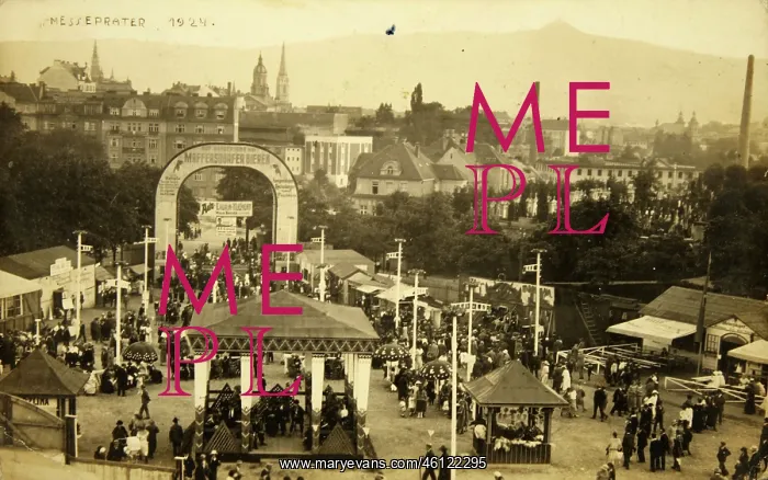 : Grounds of the Vienna exhibition in the Prater : Grounds of the Vienna exhibition in the Prater