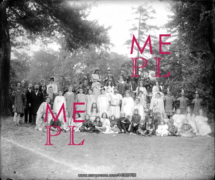 : A Group of Actors in Costume : A Group of Actors in Costume