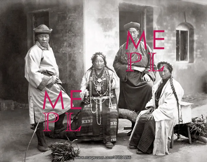 : Group of Bhotia, India, 1860's : Group of Bhotia, India, 1860's