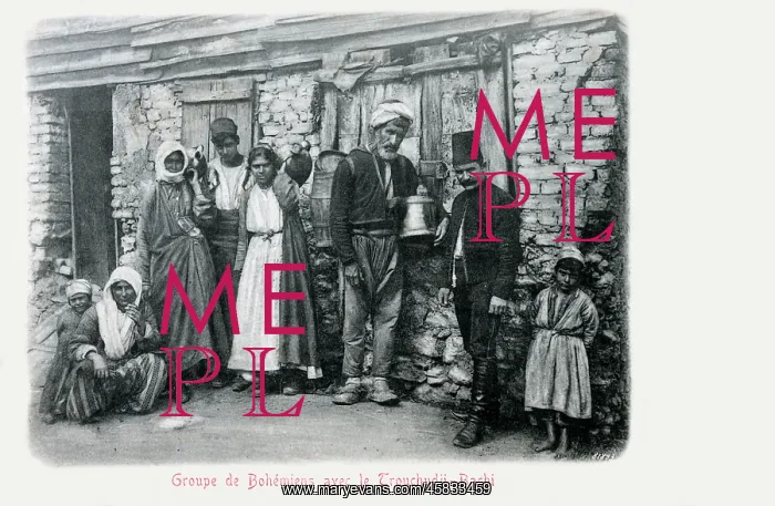 : Group of Bohemians with Trouchudji-Bachi : Group of Bohemians with Trouchudji-Bachi