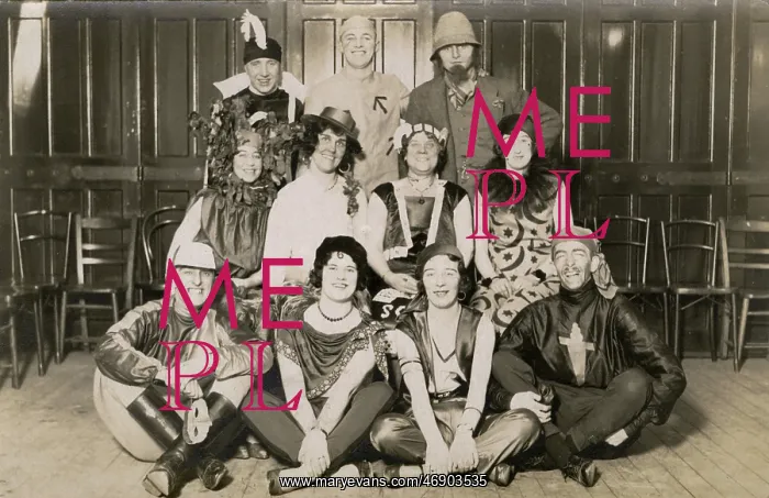 : Group in fancy dress, c.1927 : Group in fancy dress, c.1927