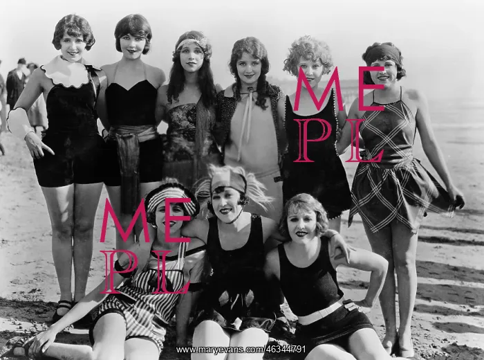 : Group of female friends at the beach : Group of female friends at the beach
