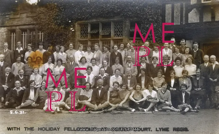 : Group of holidaymakers, Coram Court, Lyme Regis, Dorset : Group of holidaymakers, Coram Court, Lyme Regis, Dorset