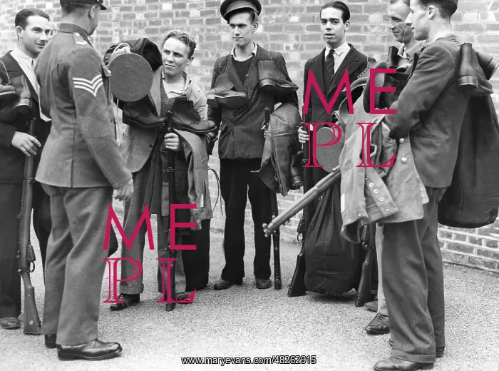 : Group of new recruits at the Stoughton Barracks in Guildford : Group of new recruits at the Stoughton Barracks in Guildford