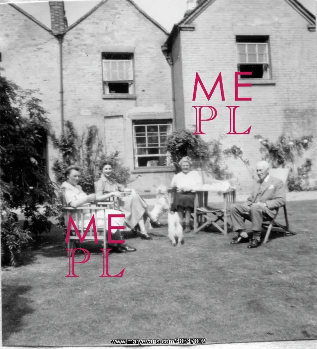 : Group of people in a garden, Oaklands : Group of people in a garden, Oaklands