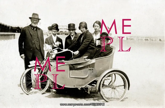 : Group of people with vintage motorcycle combination on beach : Group of people with vintage motorcycle combination on beach