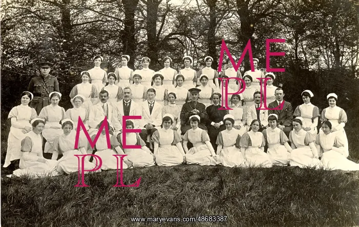 : Group Photo on Lawn : Group Photo on Lawn