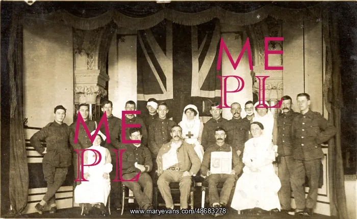 : Group Photo of Nurses and Patients : Group Photo of Nurses and Patients