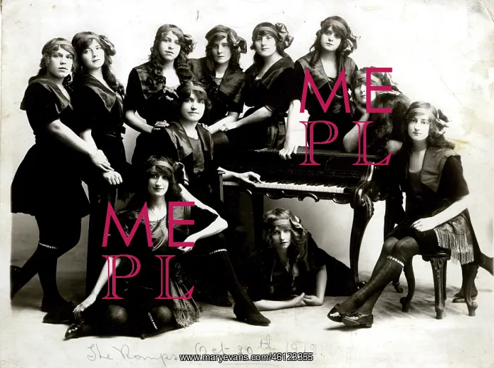  : Group photo, The Romps, at Preston, Lancashire