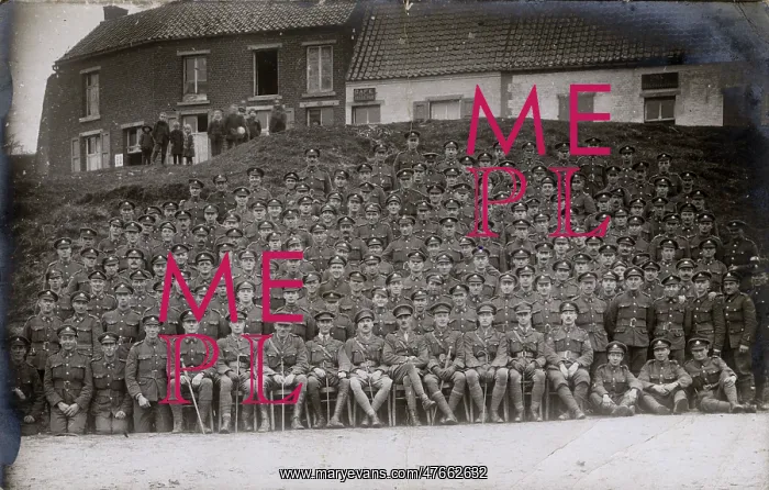 : Group photo, Worcestershire Regiment, Somme, France, WW1 : Group photo, Worcestershire Regiment, Somme, France, WW1