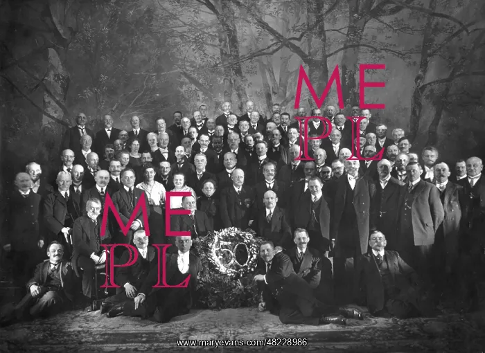 : Group portrait on the 50th anniversary of the Muenchner : Group portrait on the 50th anniversary of the Muenchner