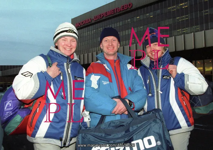 : Group of Russian speed skaters before their flight : Group of Russian speed skaters before their flight