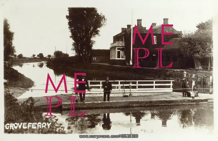 : Groveferry, Kent - The Ferry : Groveferry, Kent - The Ferry