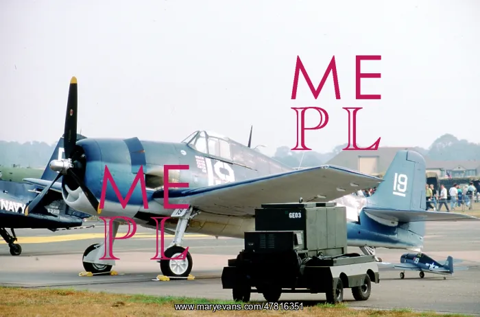 : Grumman F6F-5K Hellcat G-BTCC : Grumman F6F-5K Hellcat G-BTCC