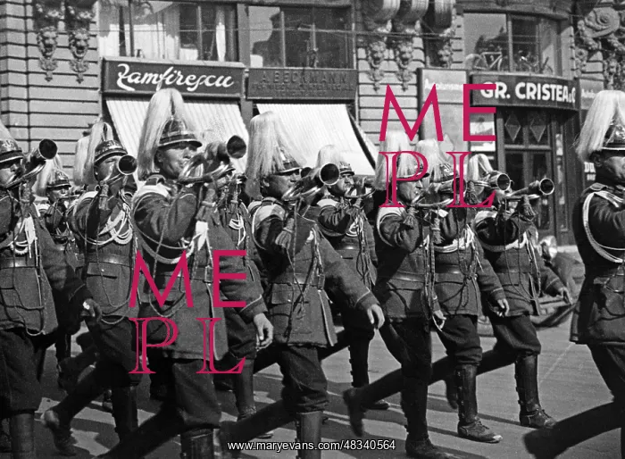 : Guard mount in Bucharest, 1935 : Guard mount in Bucharest, 1935