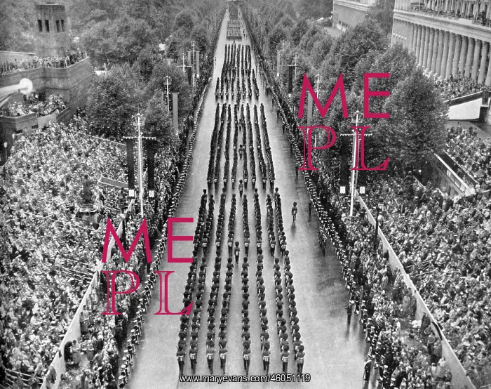 : Guards processing on the Coronation route, 1953 : Guards processing on the Coronation route, 1953