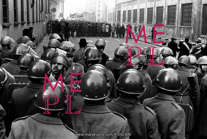  : Guerilla Students