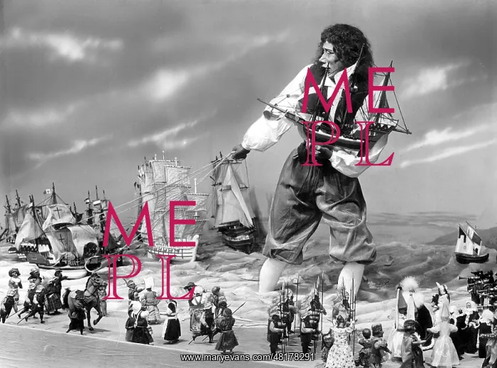 : Gulliver among the Lilliputians : Gulliver among the Lilliputians