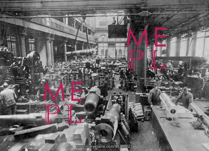 : Gun foundry, 1917 : Gun foundry, 1917