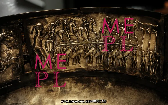 : The Gundestrup cauldron. Silver vessel. 200 BC and 300 AD. W : The Gundestrup cauldron. Silver vessel. 200 BC and 300 AD. W
