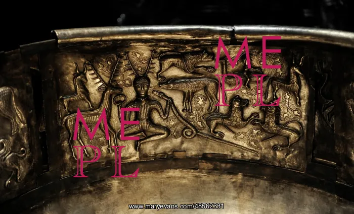 : The Gundestrup cauldron. Silver vessel. 200 BC and 300 AD. H : The Gundestrup cauldron. Silver vessel. 200 BC and 300 AD. H