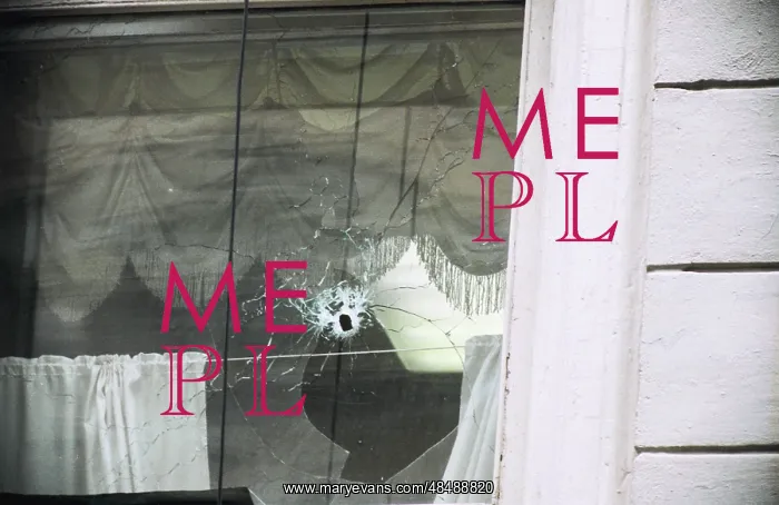 : Gunfire at Russian Ministry of Press and Information : Gunfire at Russian Ministry of Press and Information