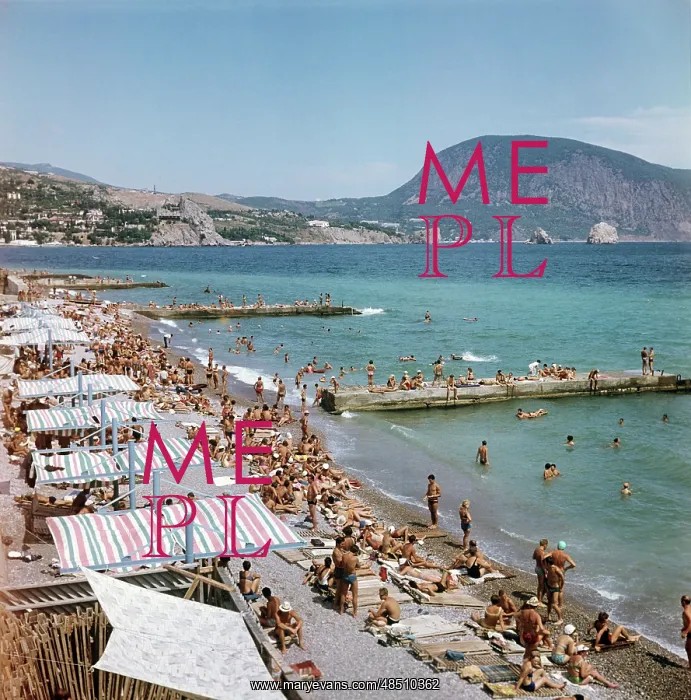 : Gurzuf beach, 1982 : Gurzuf beach, 1982